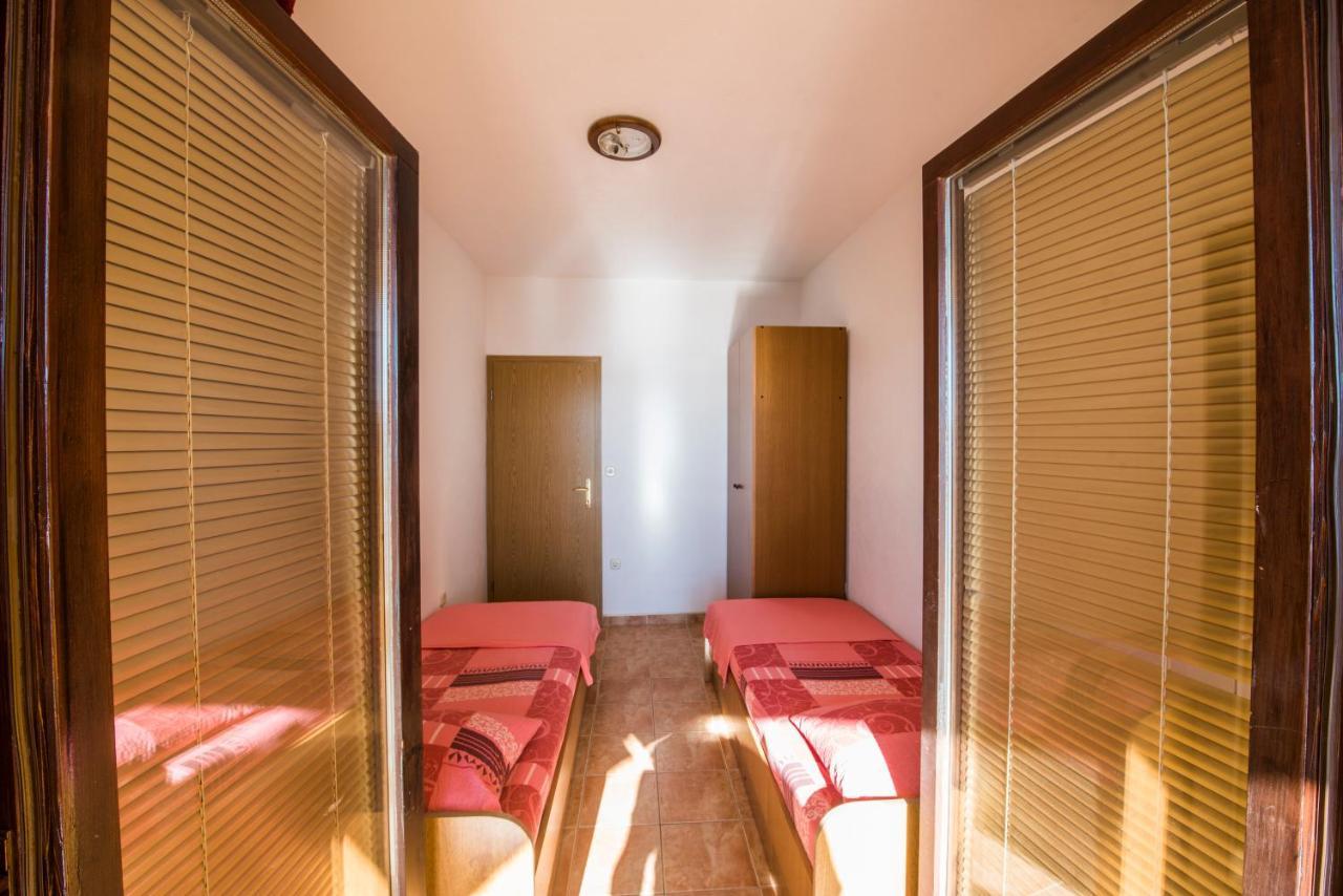 Apartmani Ivan 피사크 외부 사진