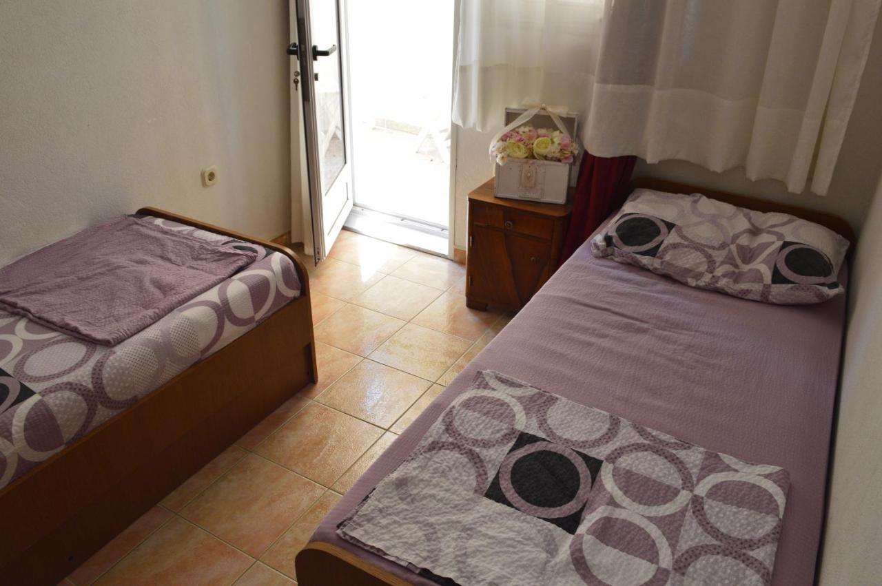 Apartmani Ivan 피사크 외부 사진