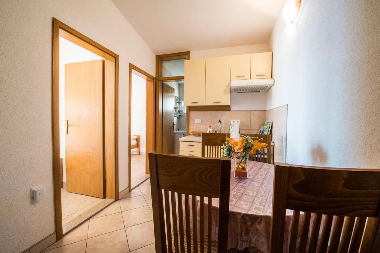 Apartmani Ivan 피사크 외부 사진